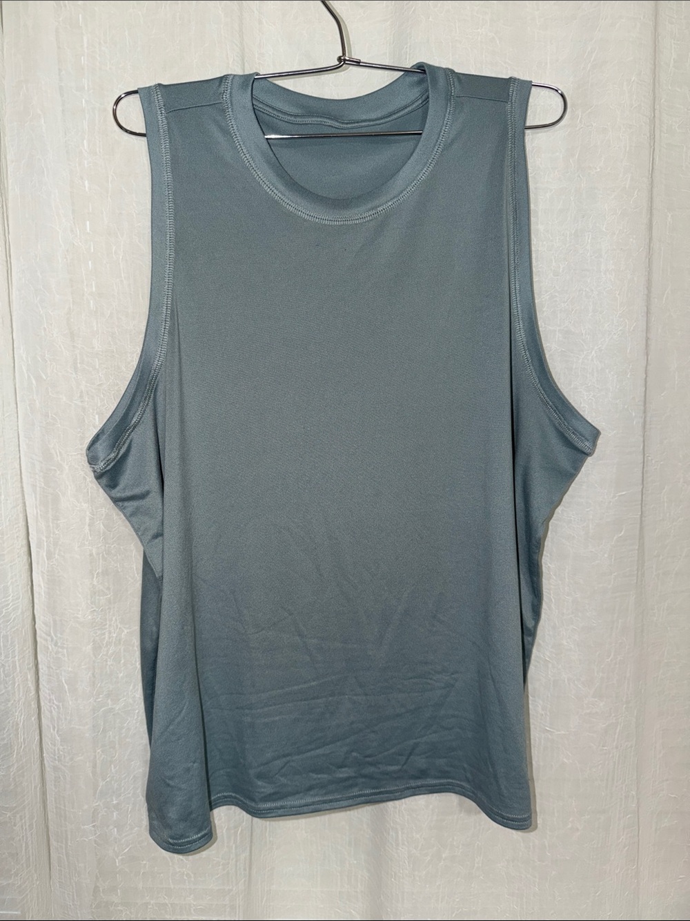 VUORI L Blue Energy Tank Top